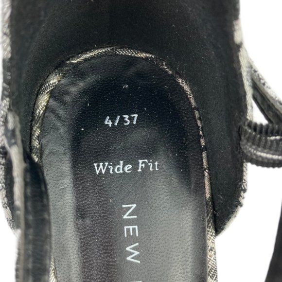 New Look Wide Fit Baroque Floral Print Ankle Strap Block Heeled Shoe Size 6 - Picture 9 of 9